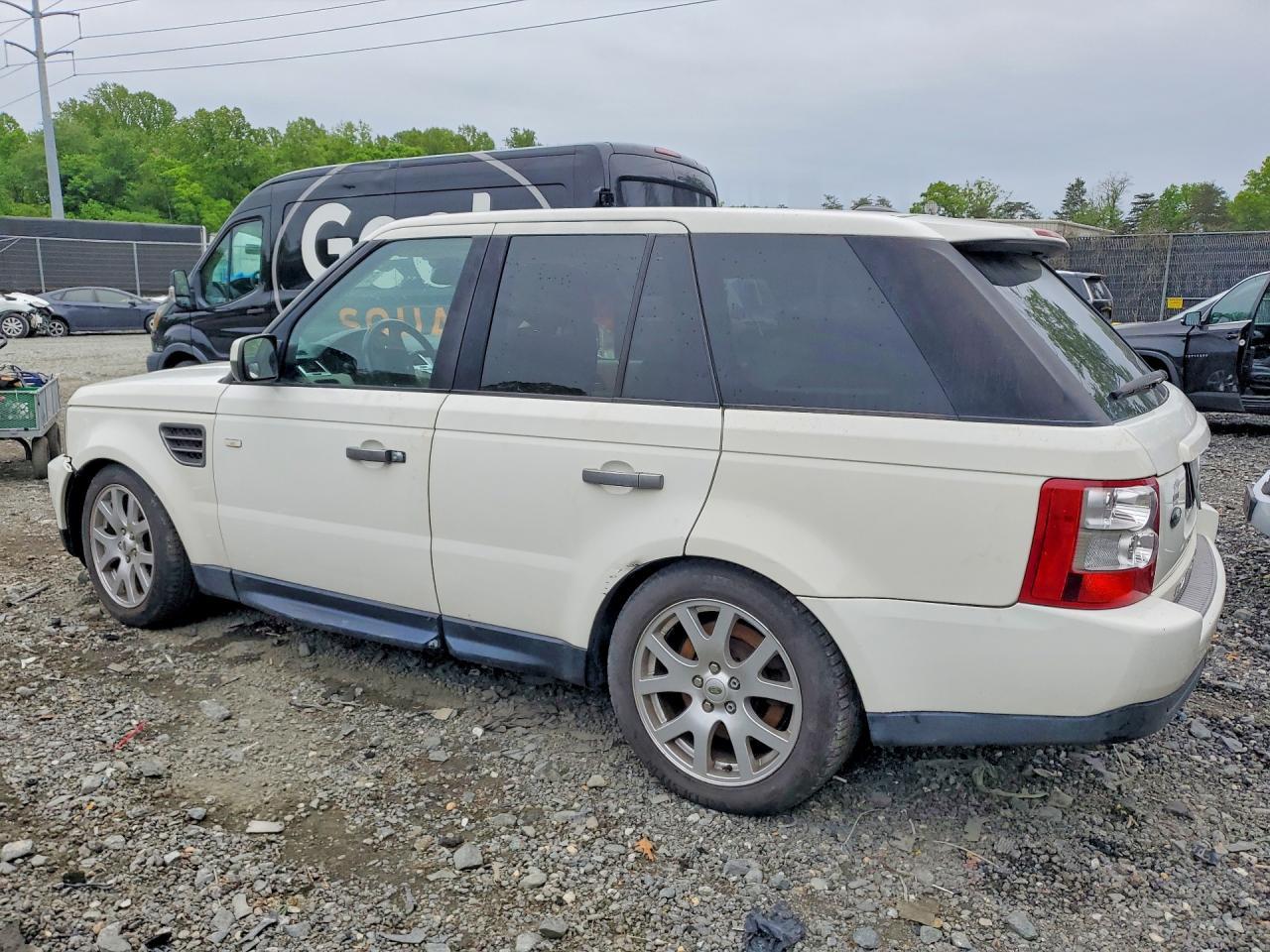 2009 Land Rover Range Rover Sport Hse - Image 2