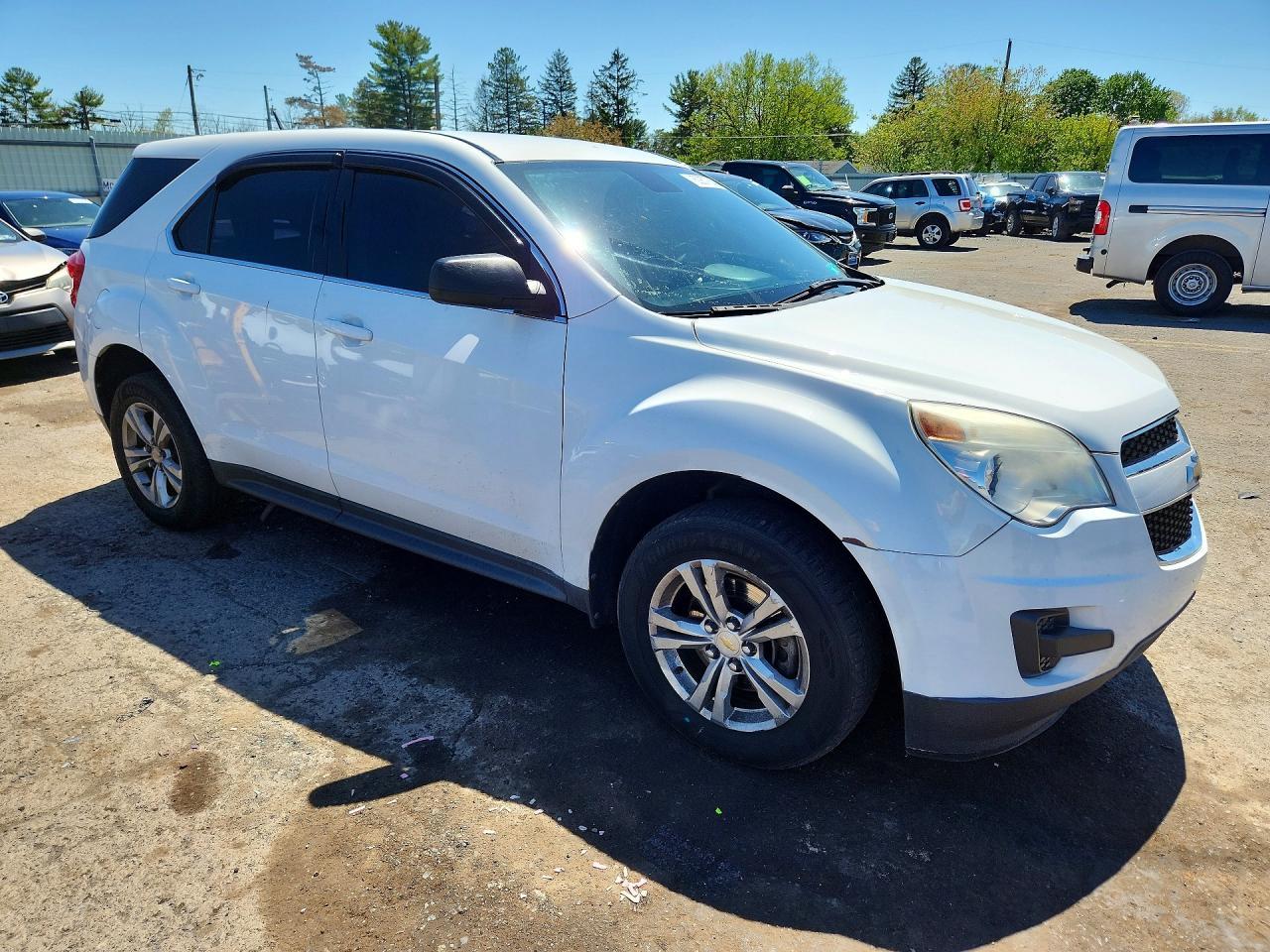 2012 Chevrolet Equinox Ls - Image 4