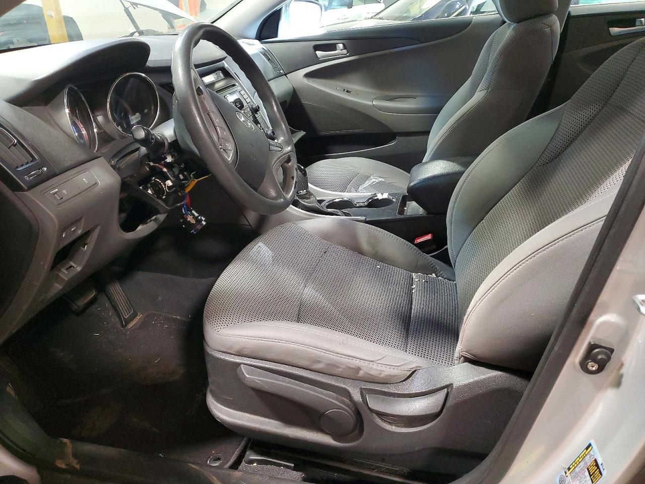2011 Hyundai Sonata Gls - Image 7