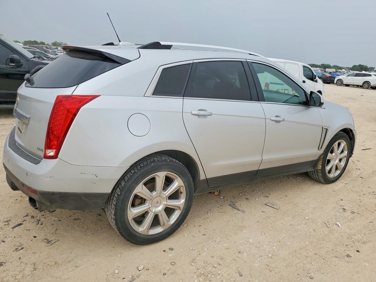 2015 Cadillac Srx Performance Collection - Image 3