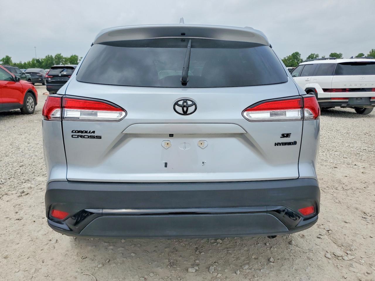 2023 Toyota Corolla Cross Hybrid Se - Фото 6