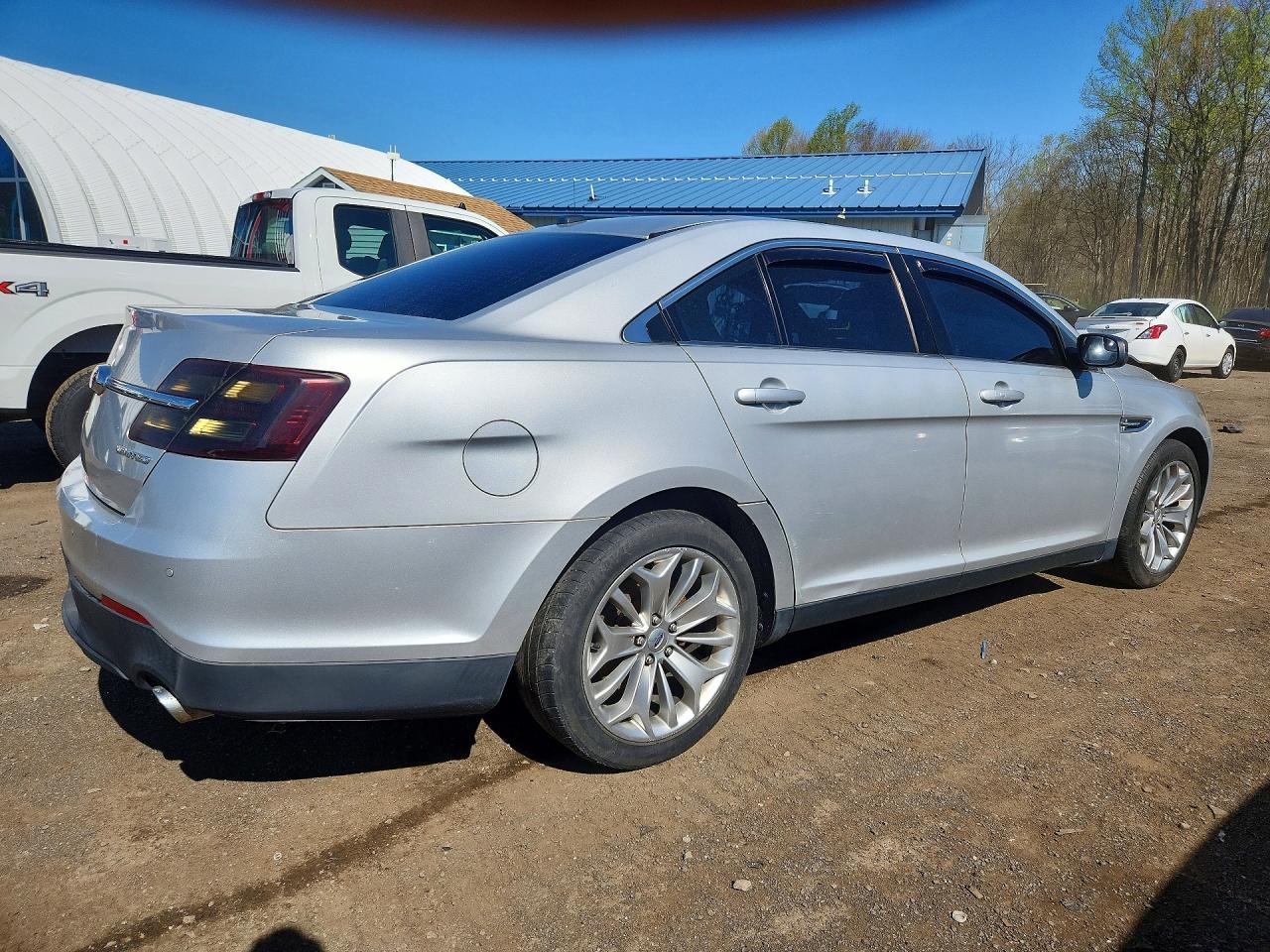 2014 Ford Taurus Limited - Фото 3