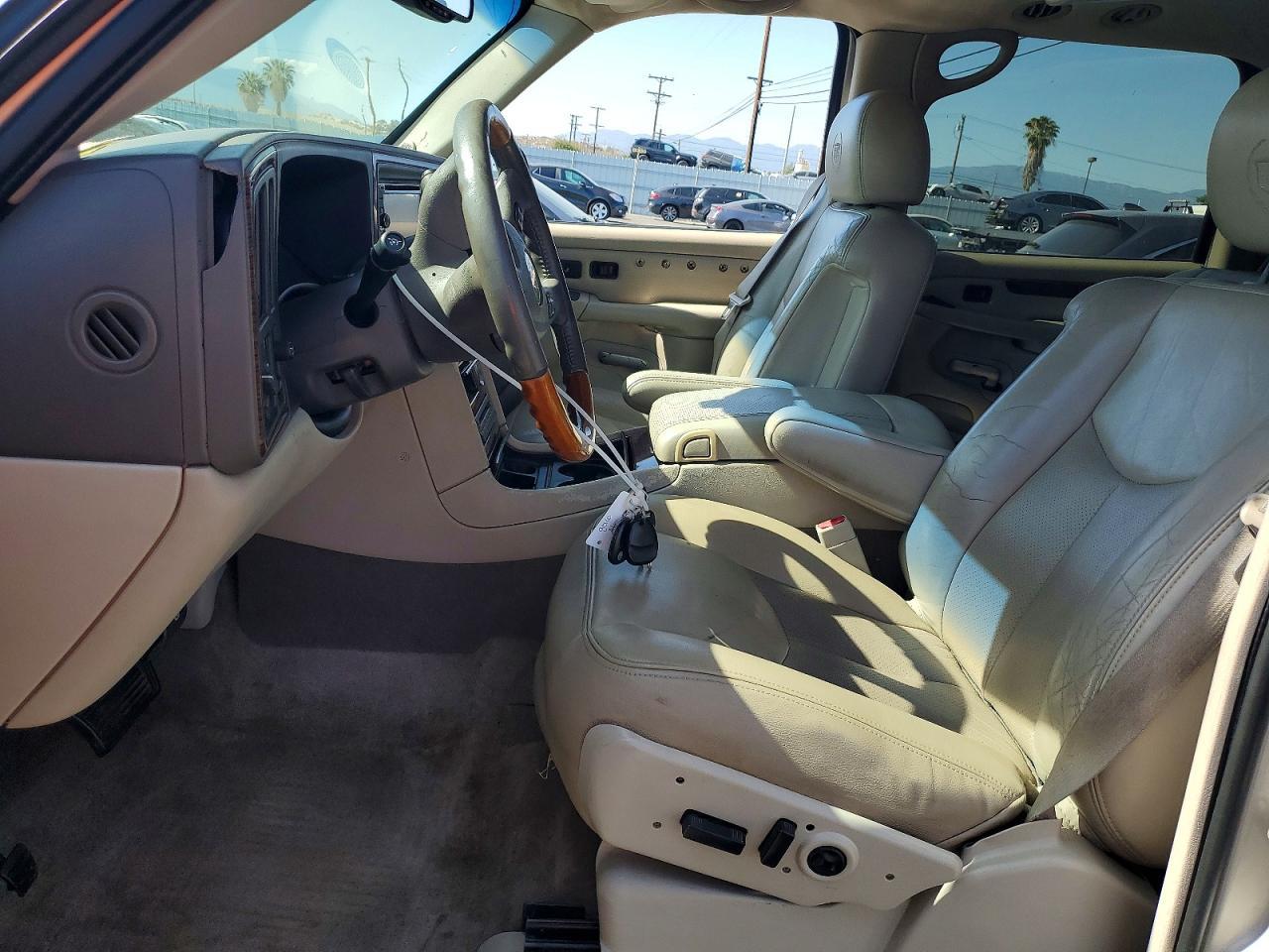 2004 Cadillac Escalade Esv - Image 7