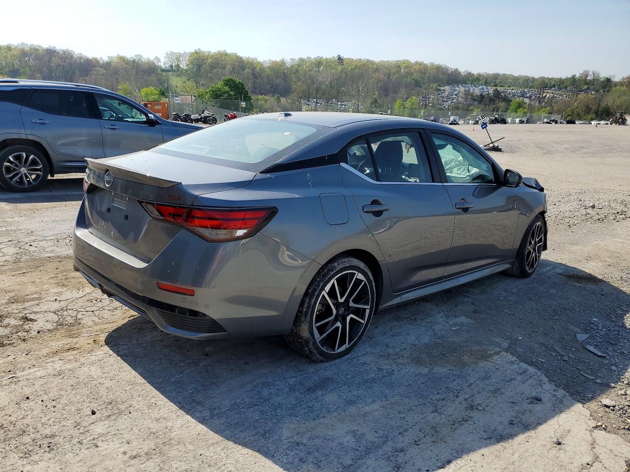 2024 Nissan Sentra Sr - Image 3