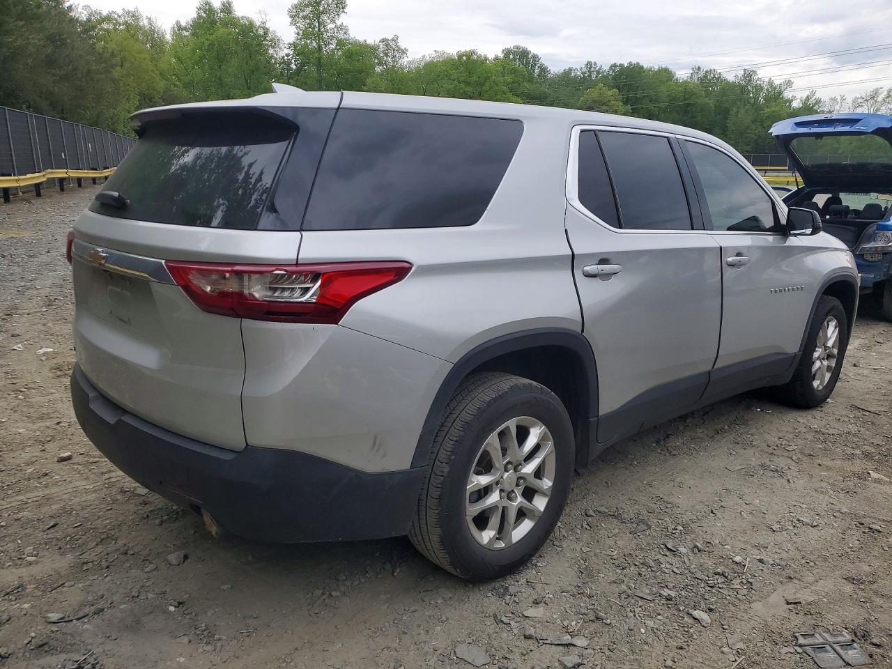 2019 Chevrolet Traverse Ls - Фото 3