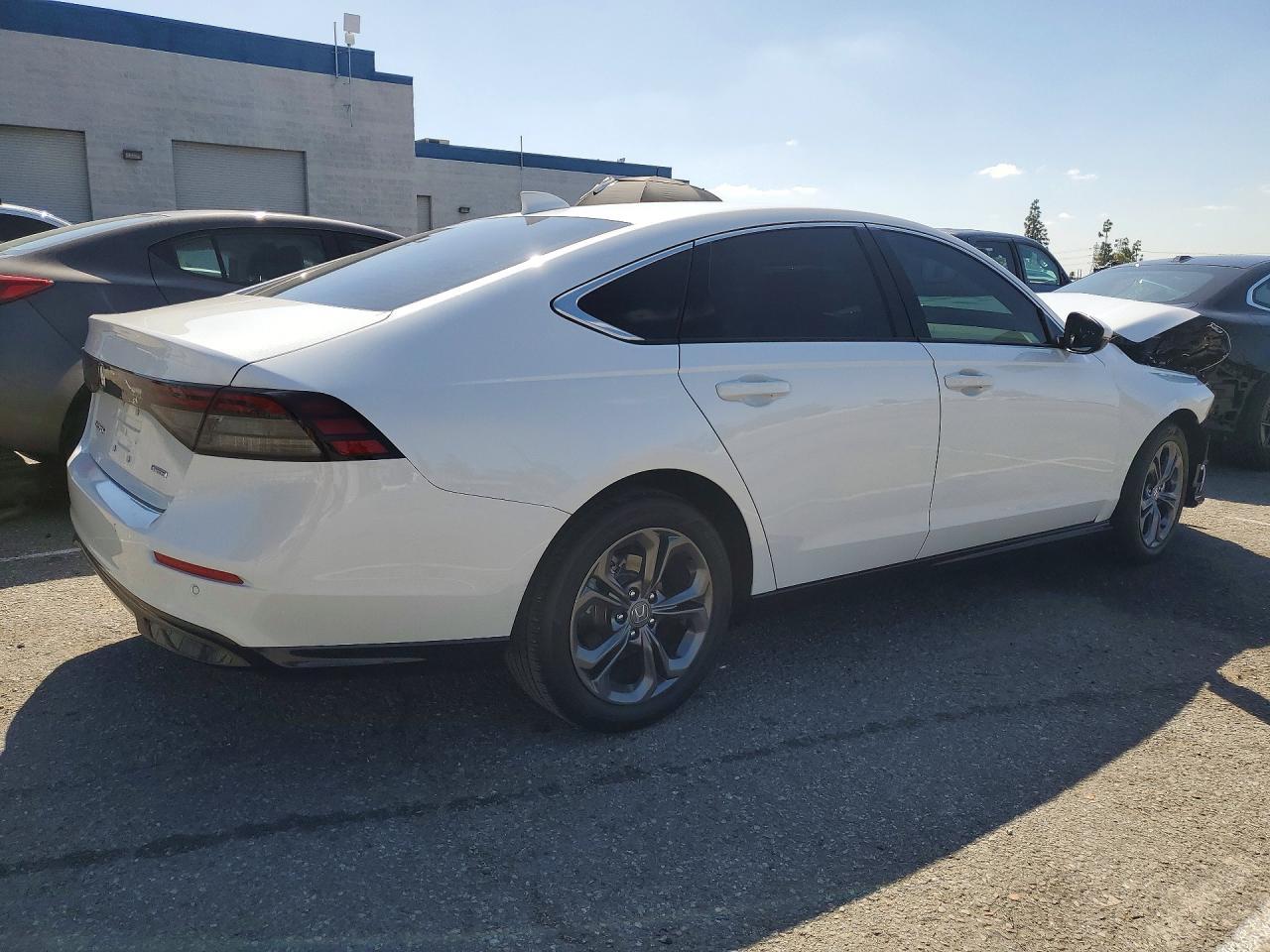 2025 Honda Accord Hybrid Exl - Фото 3