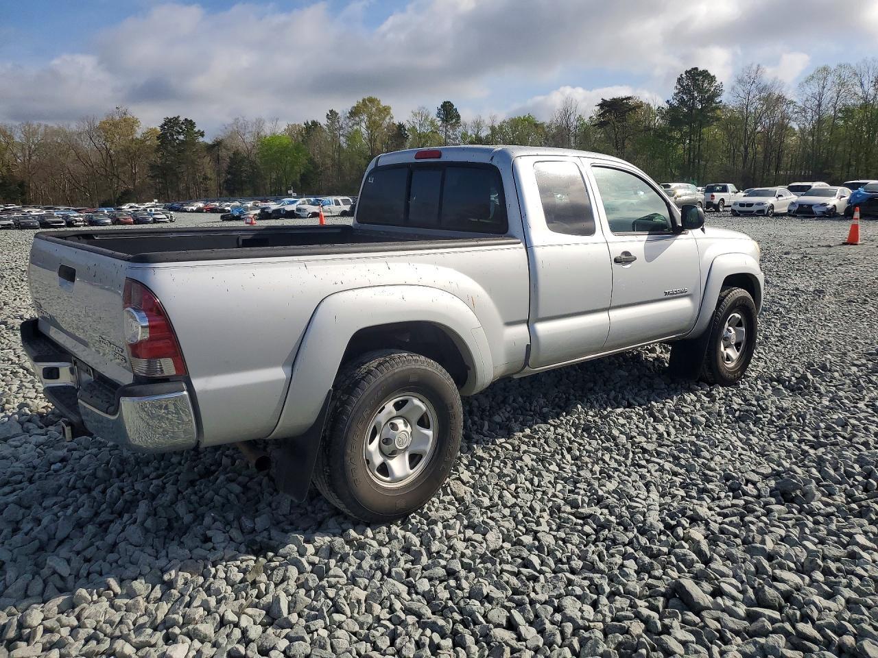 2011 Toyota Tacoma Prerunner - Фото 3