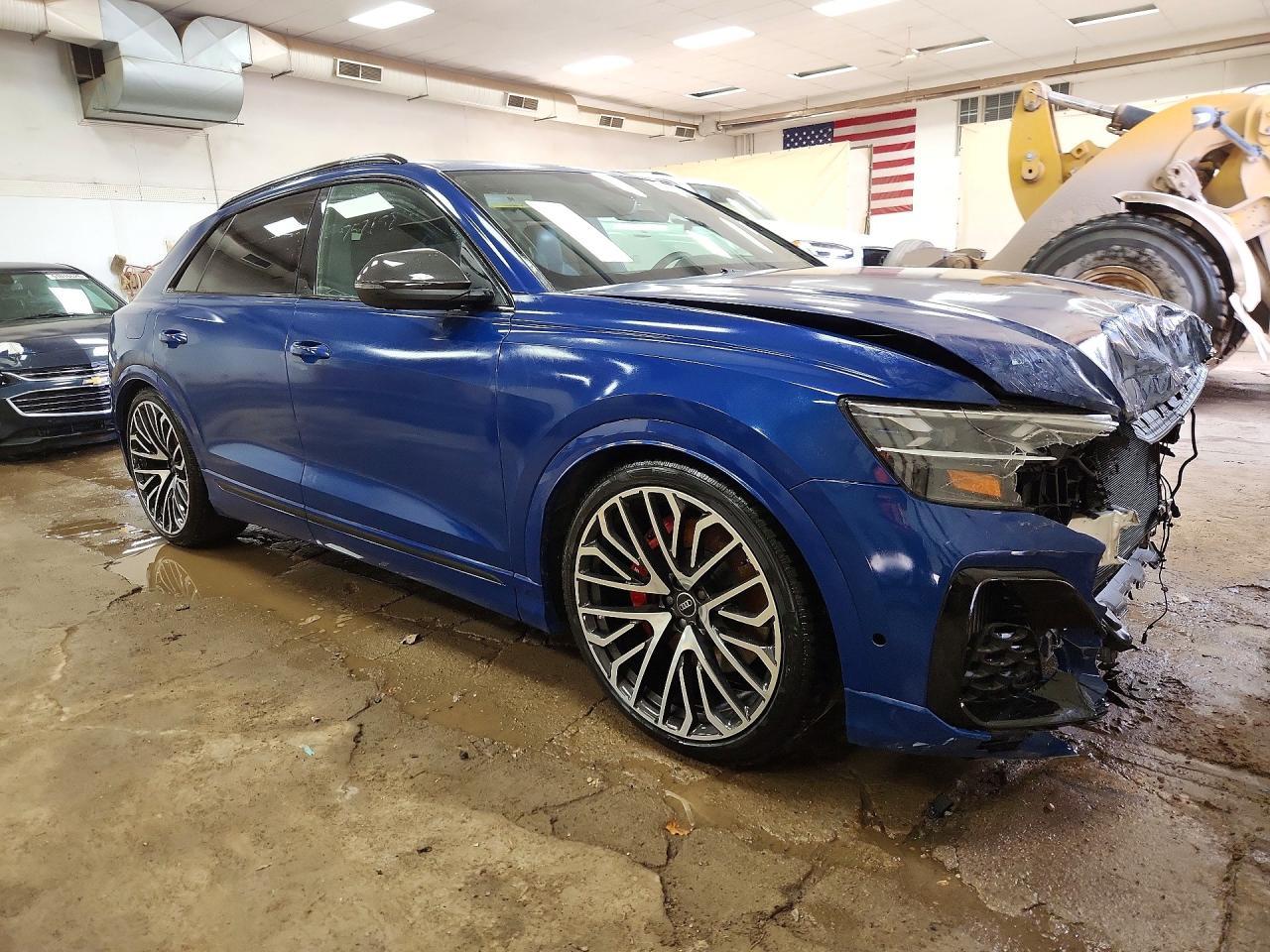 2025 Audi Sq8 Prestige - Image 4