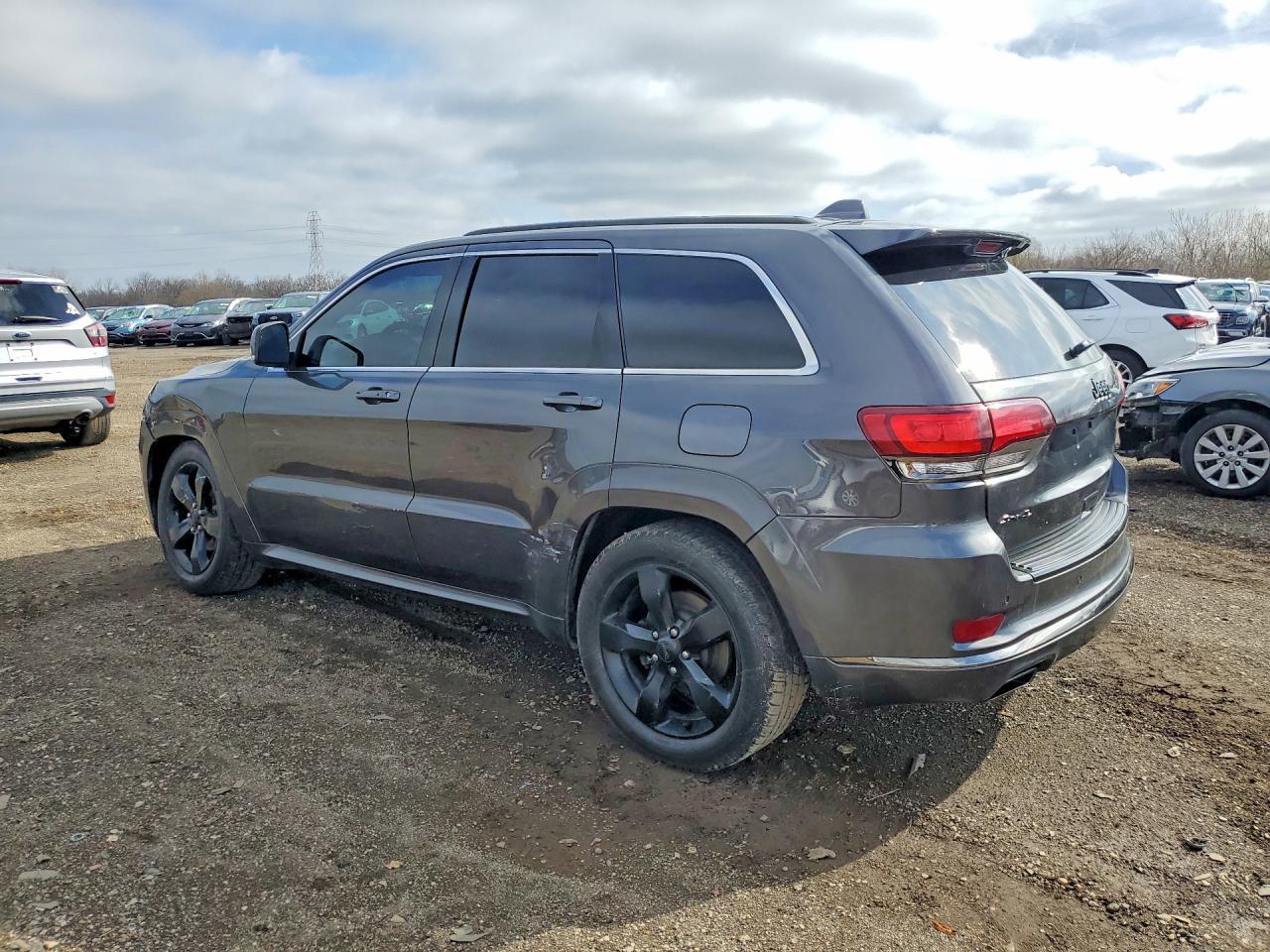 2015 Jeep Grand Cherokee Overland - Image 2