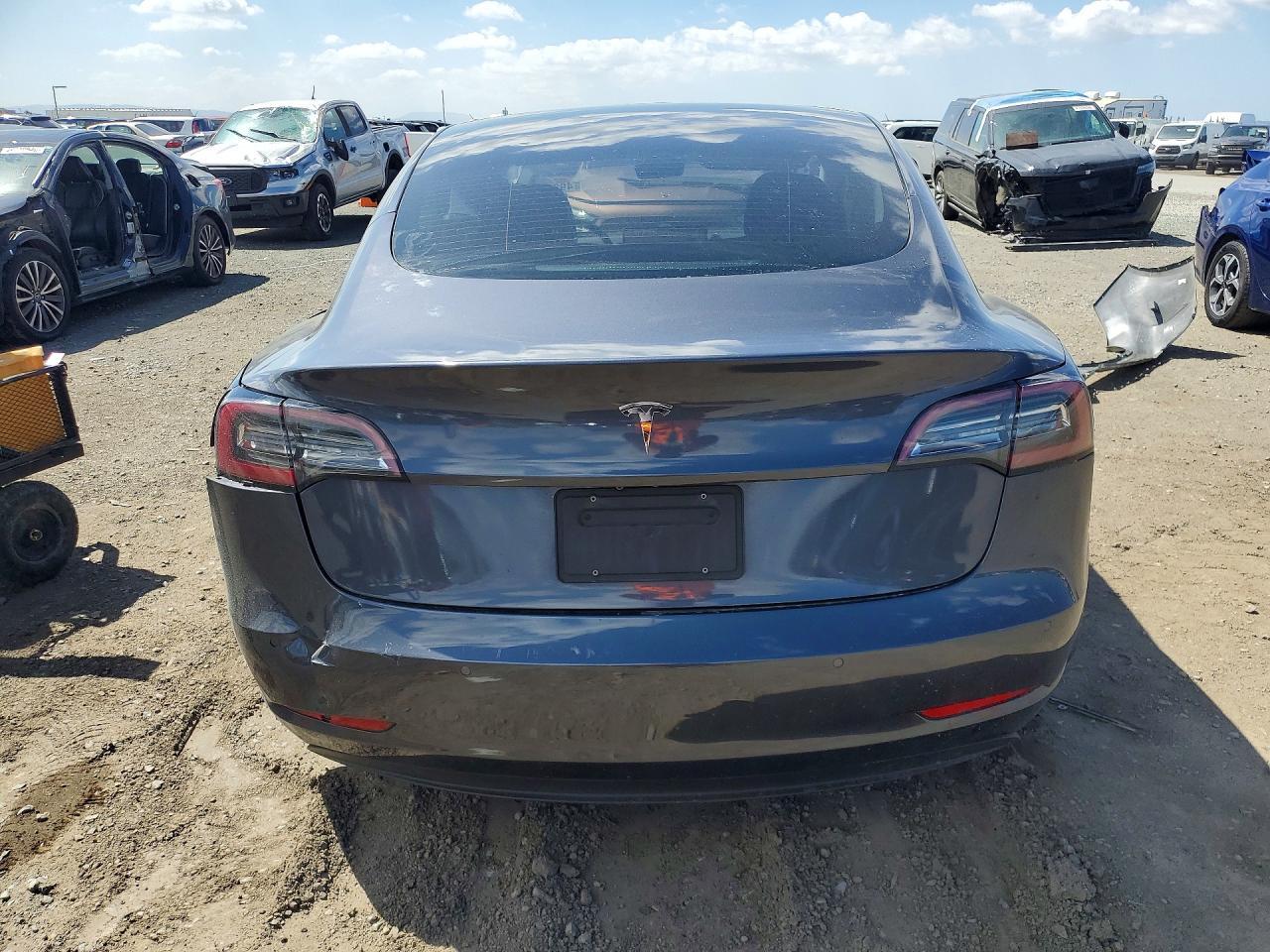 2021 Tesla Model 3 - Фото 6