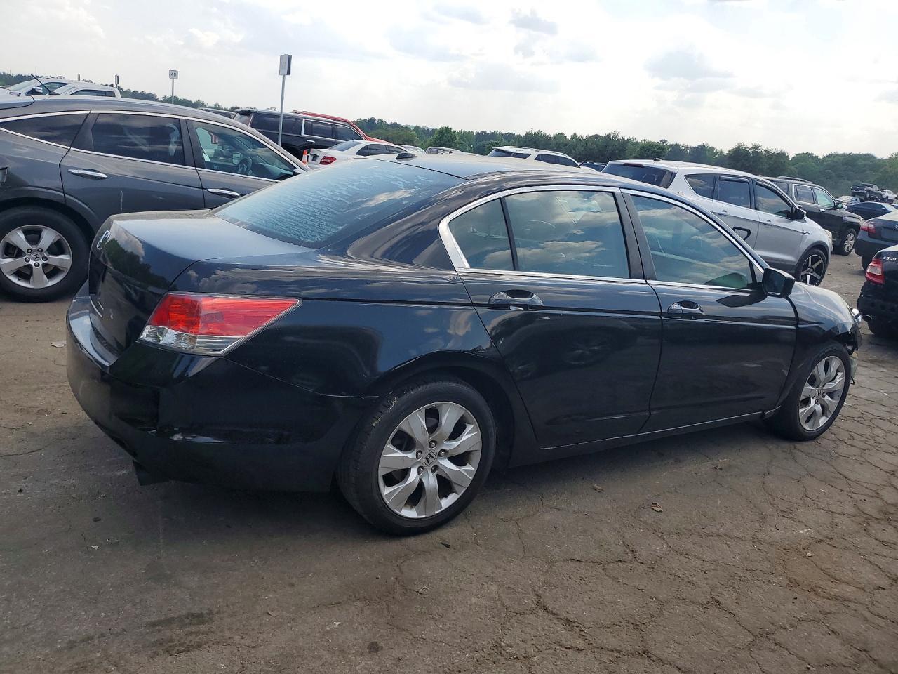 2010 Honda Accord - Image 3