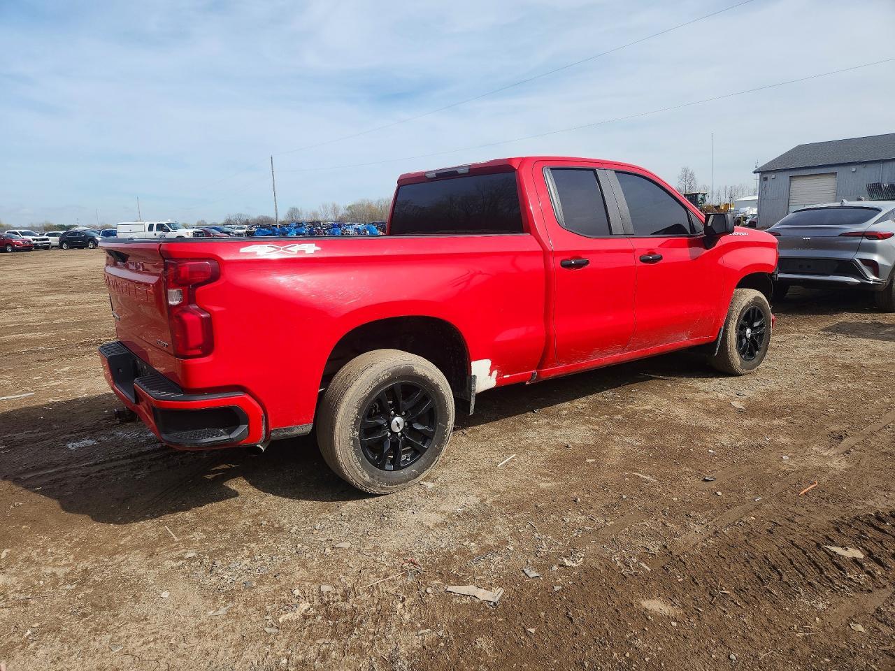 2019 Chevrolet Silverado K1500 Rst - Image 3