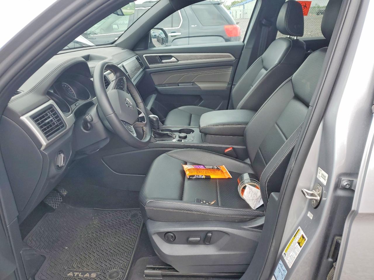 2021 Volkswagen Atlas Cross Sport Se - Image 7