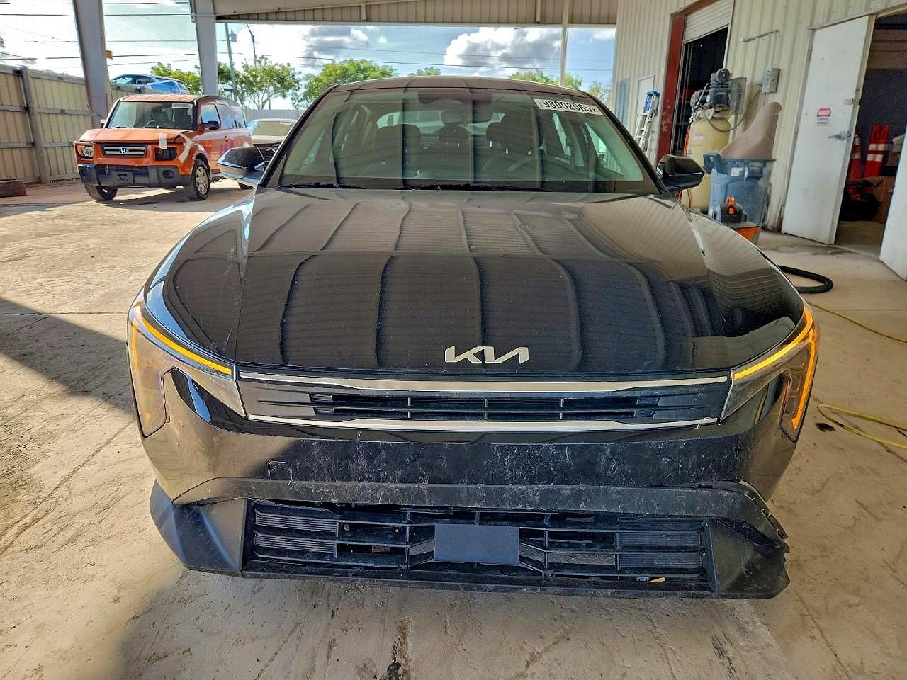 2025 Kia K4 Lxs - Image 5