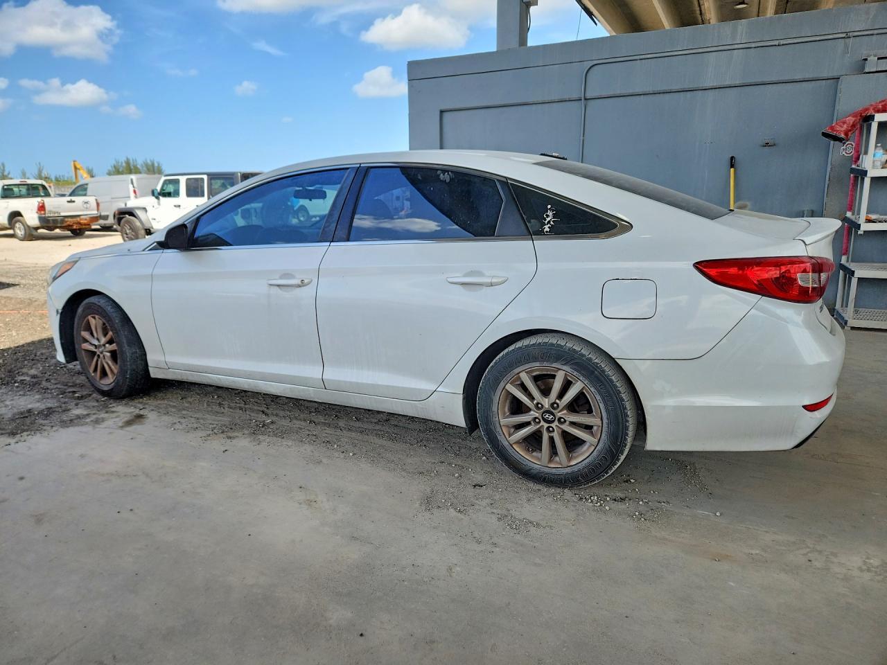 2016 Hyundai Sonata Se - Фото 2