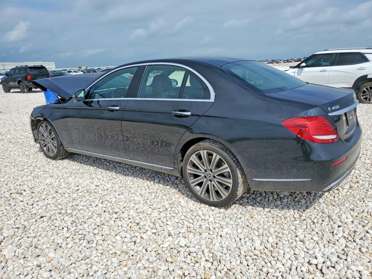 2019 Mercedes-Benz E 450 4Matic - Image 2