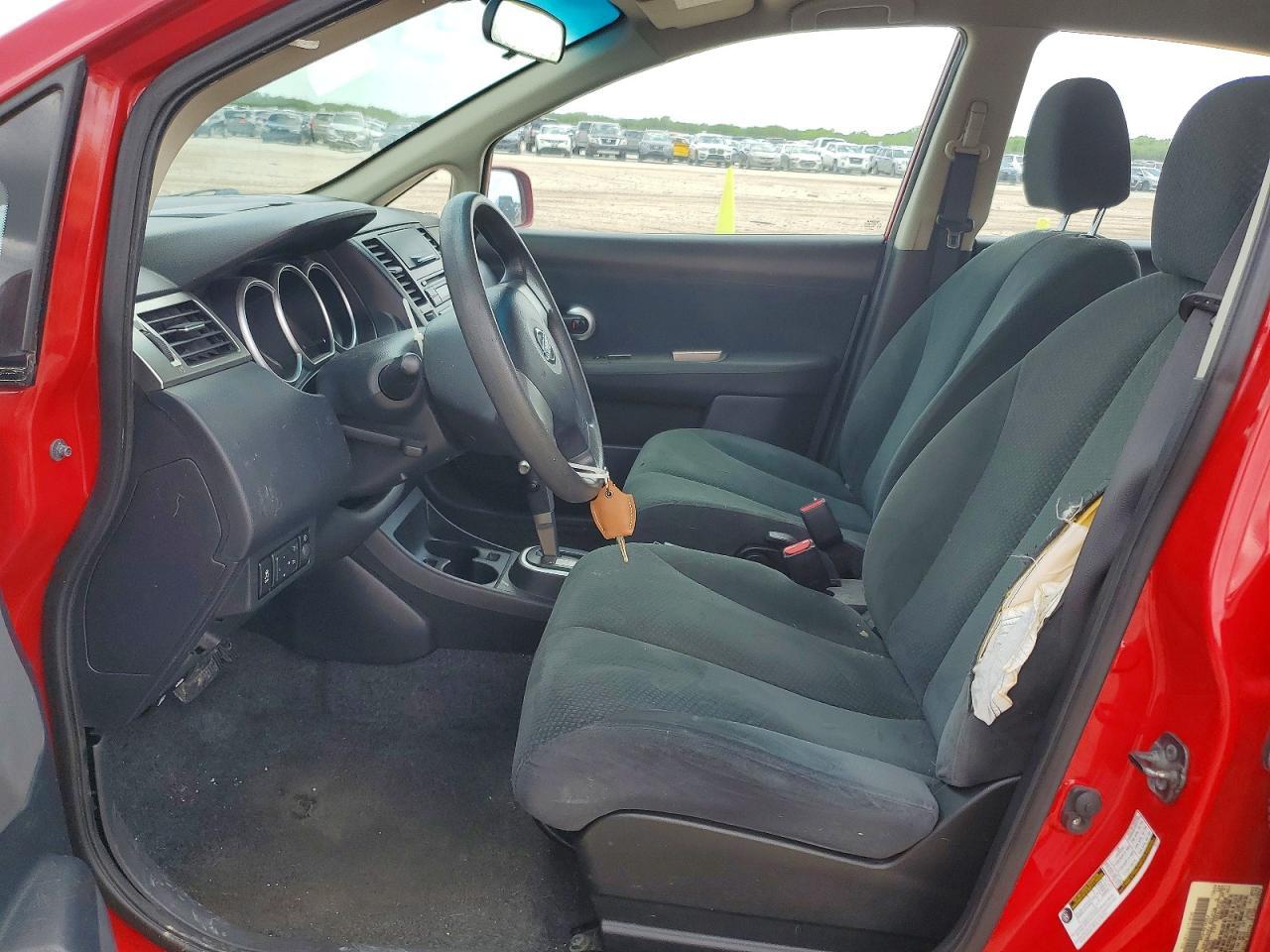 2012 Nissan Versa 1.8 S - Фото 7