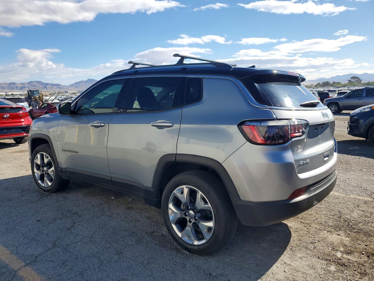 2021 Jeep Compass Limited - Фото 2