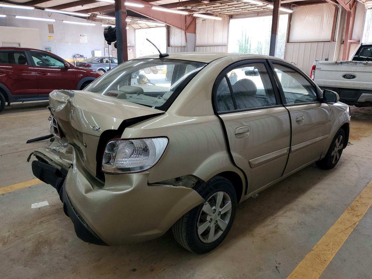 2010 Kia Rio - Image 3