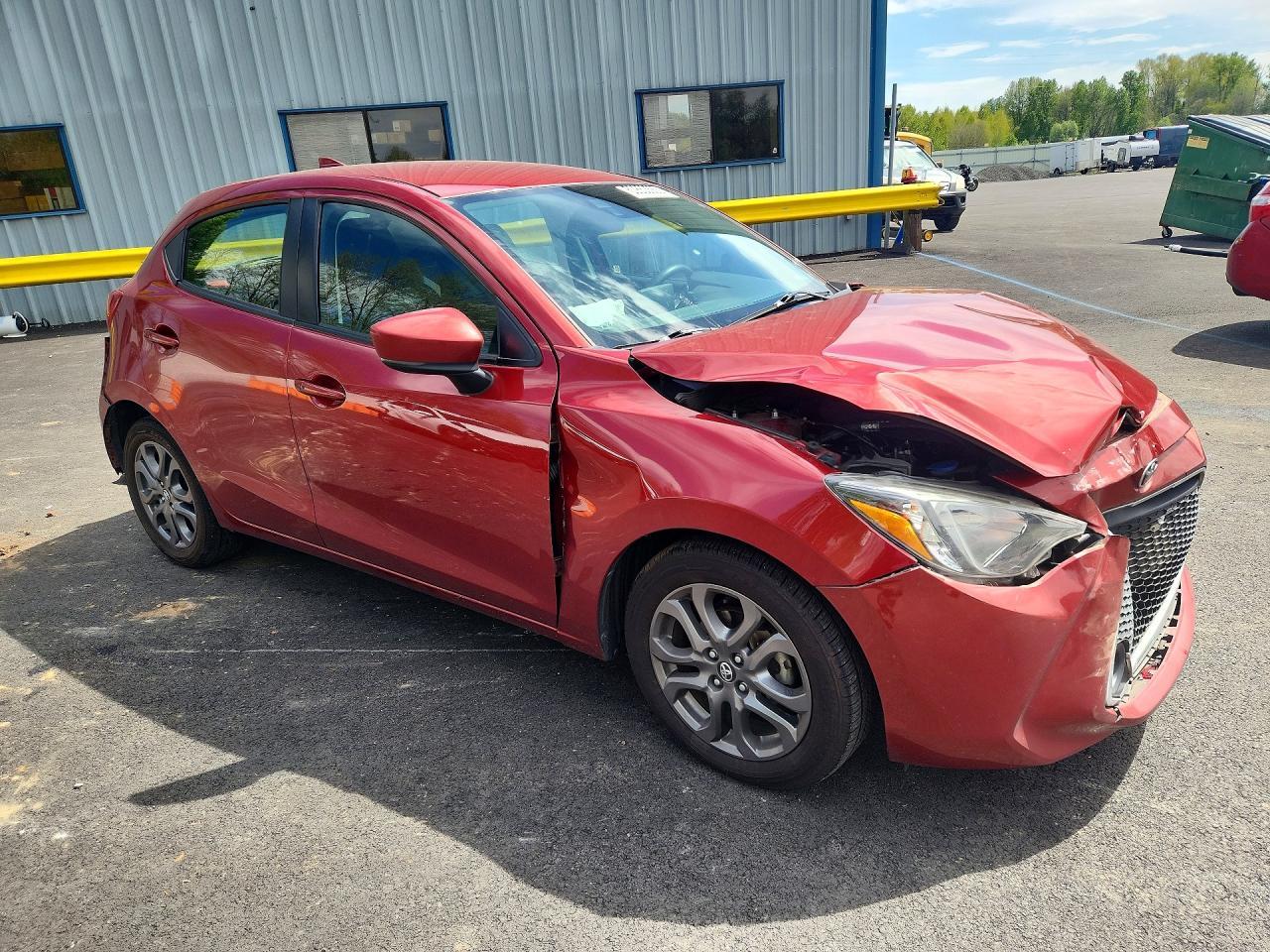 2020 Toyota Yaris Hatchback Le - Image 4