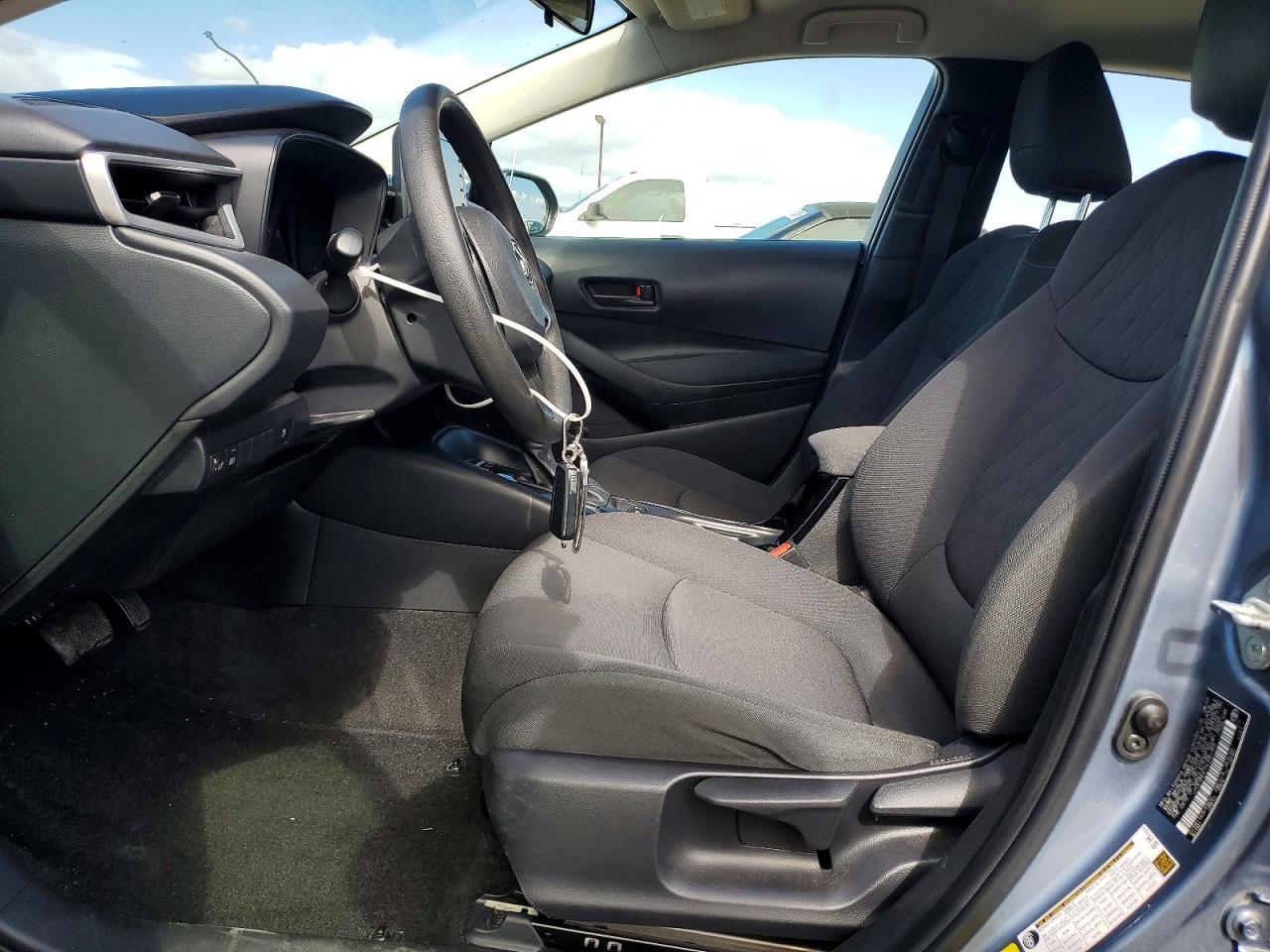 2022 Toyota Corolla Le - Image 7
