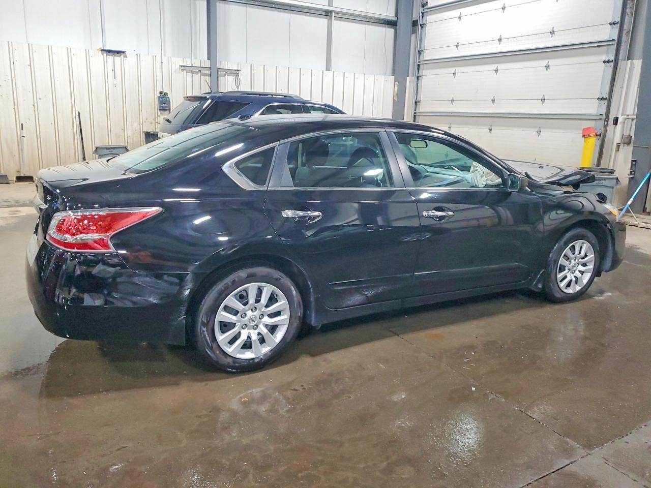 2015 Nissan Altima 2.5 S - Image 3
