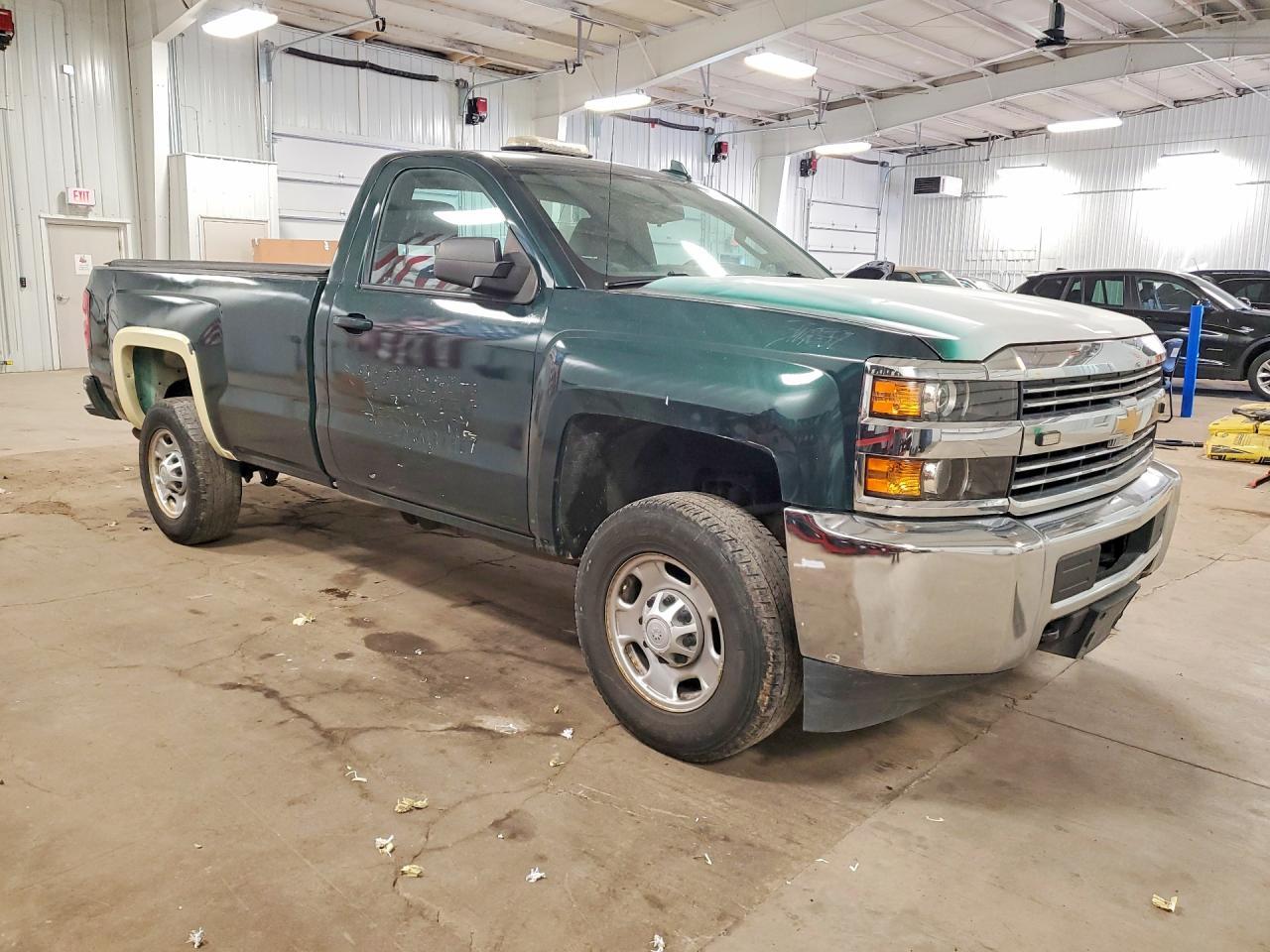 2016 Chevrolet Silverado C2500 Heavy Duty - Фото 4