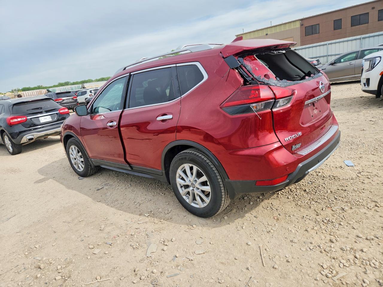 2020 Nissan Rogue Sv - Фото 2