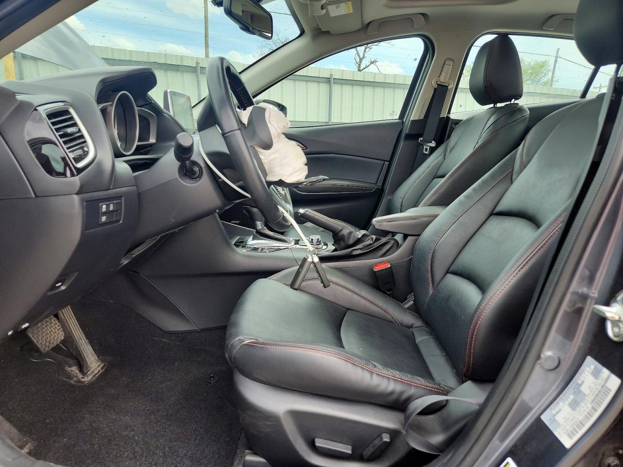 2016 Mazda 3 Grand Touring - Image 7