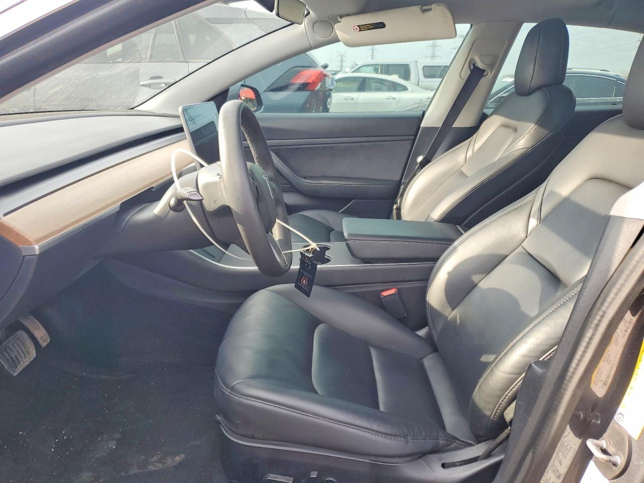 2020 Tesla Model 3 - Image 7