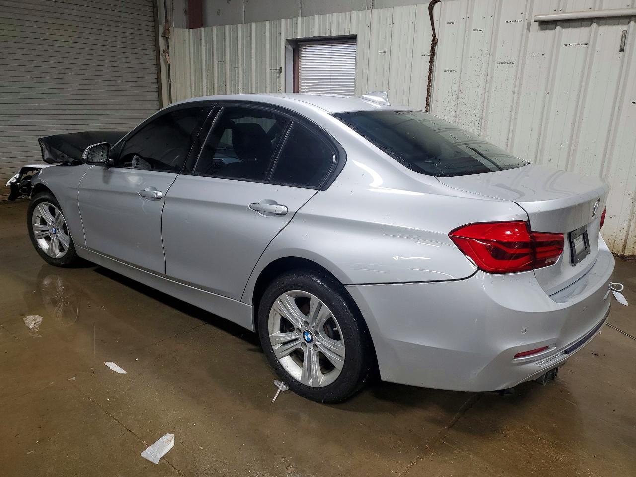 2016 BMW 328 Xi Sulev - Image 2