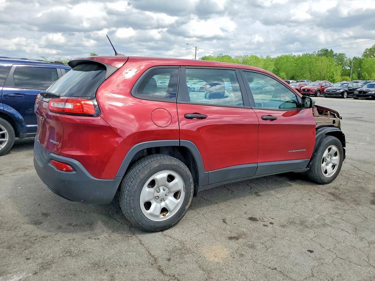 2015 Jeep Cherokee Sport - Image 3
