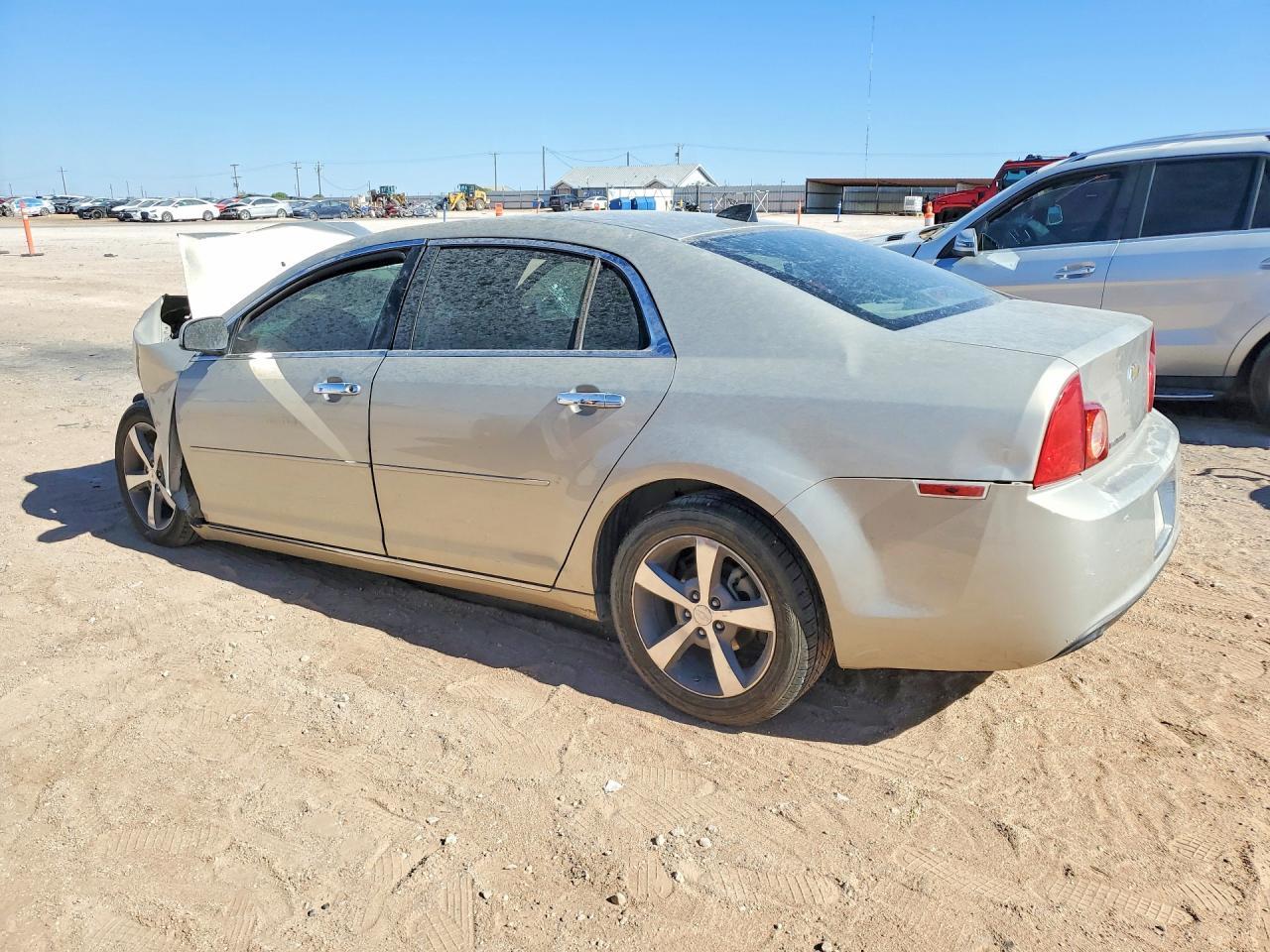2012 Chevrolet Malibu 1Lt - Фото 2