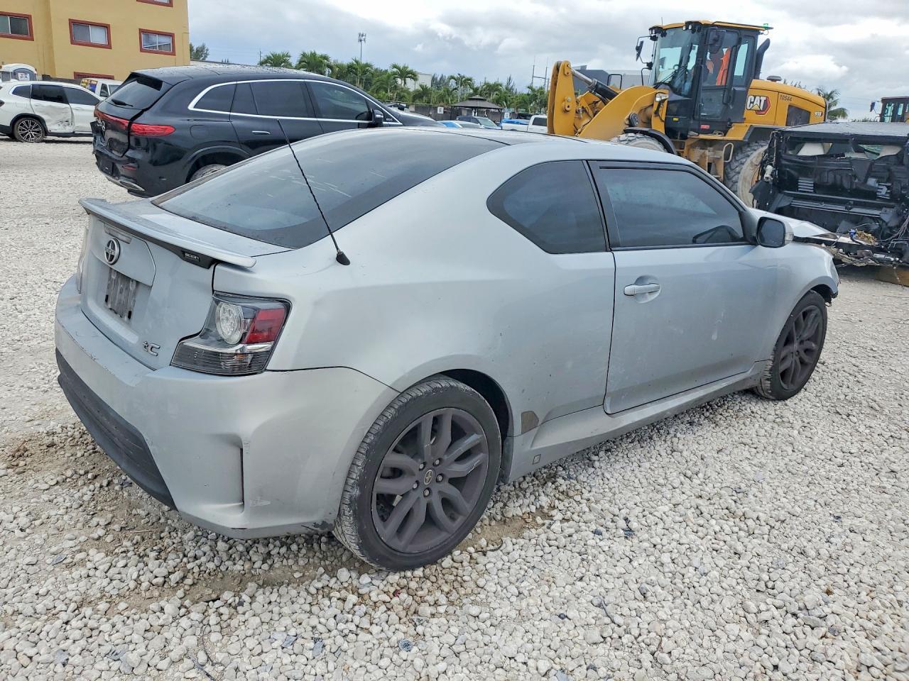 2014 Scion Tc 10 Series - Фото 3