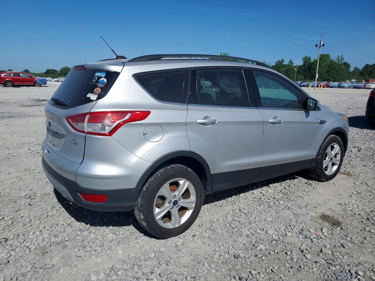 2016 Ford Escape Se - Фото 3