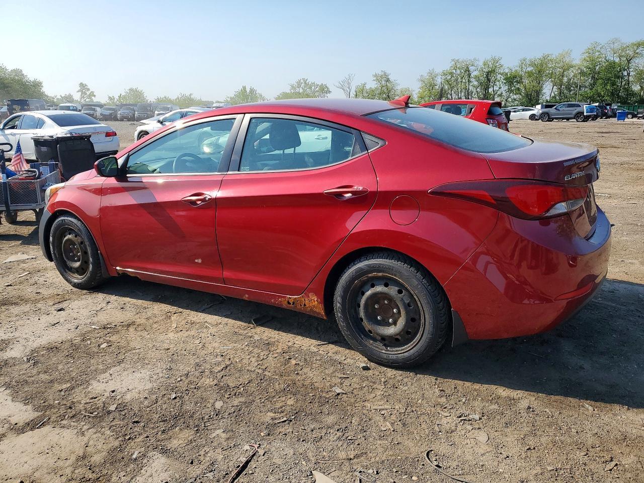 2014 Hyundai Elantra Se - Фото 2