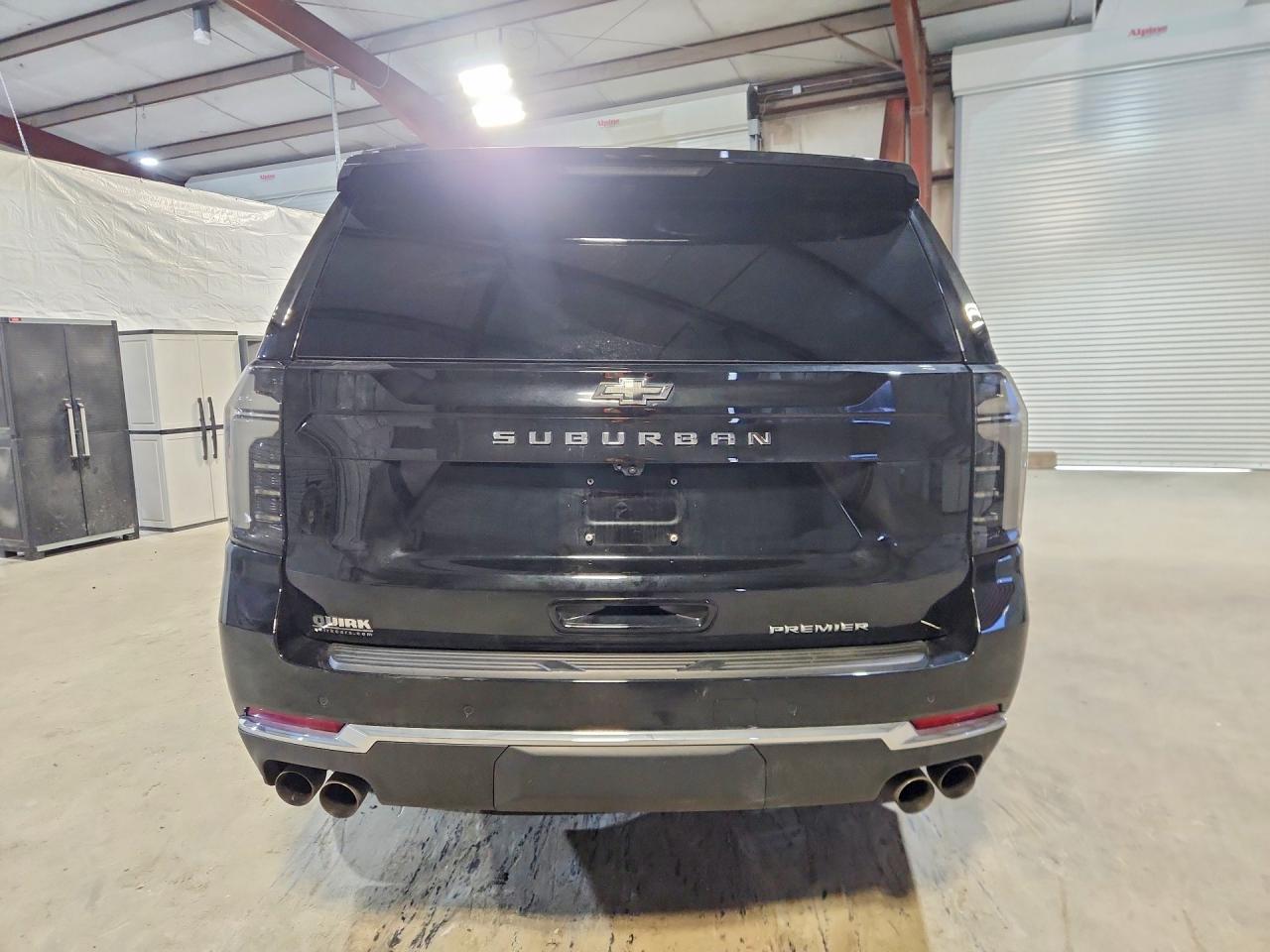2025 Chevrolet Suburban K1500 Premier - Image 6