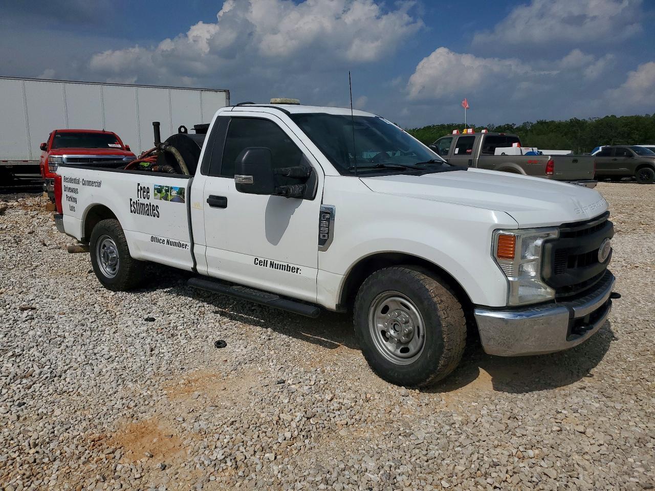 2022 Ford F250 Super Duty - Фото 4