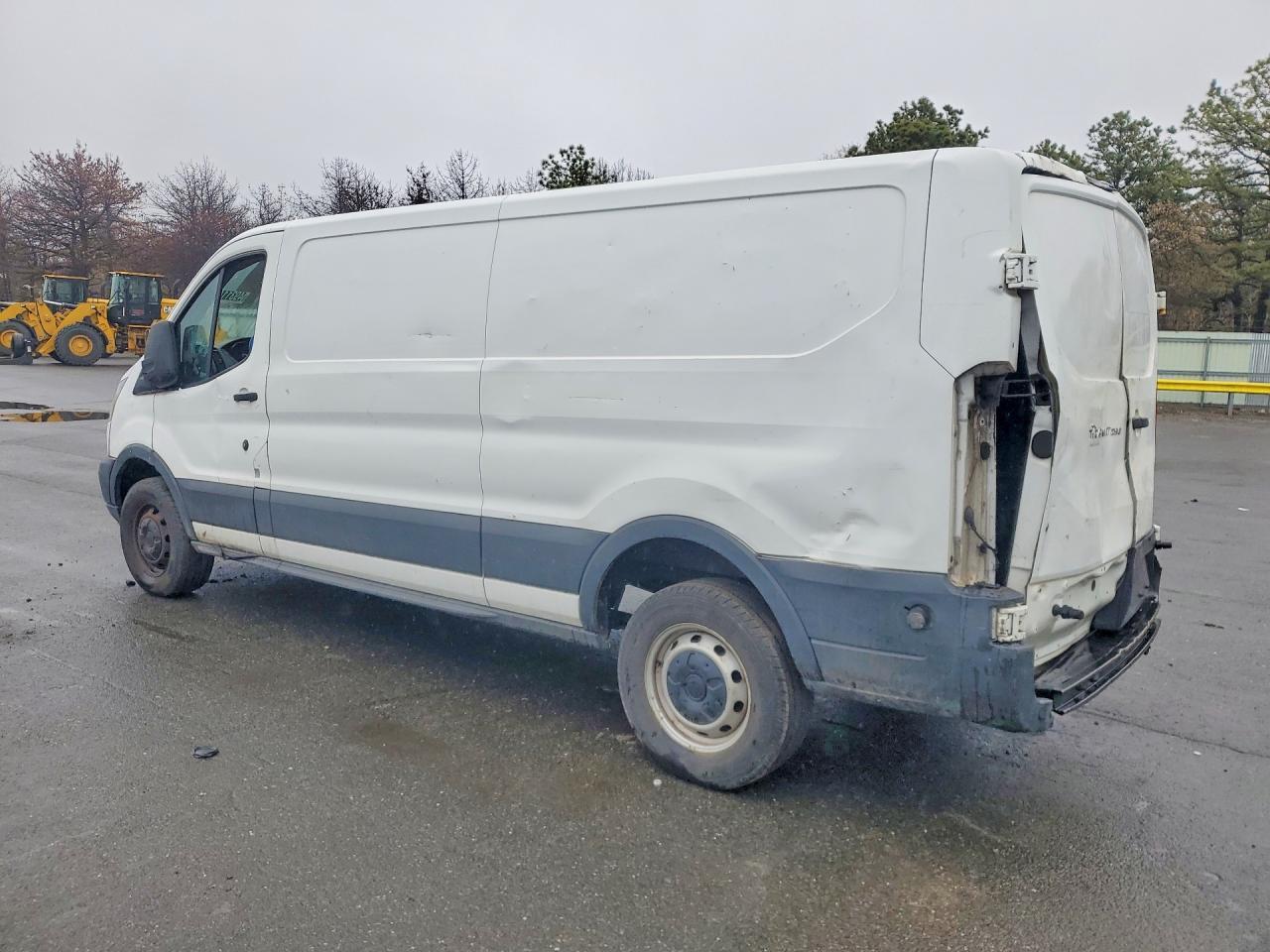 2015 Ford Transit T-250 - Image 2