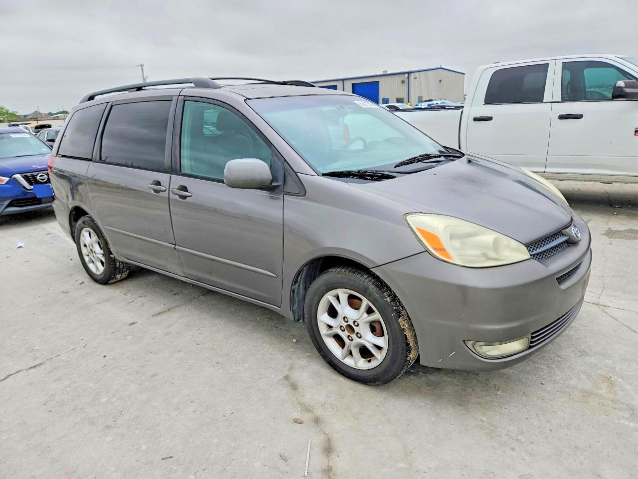 2005 Toyota Sienna Xle 7 Passenger - Фото 4