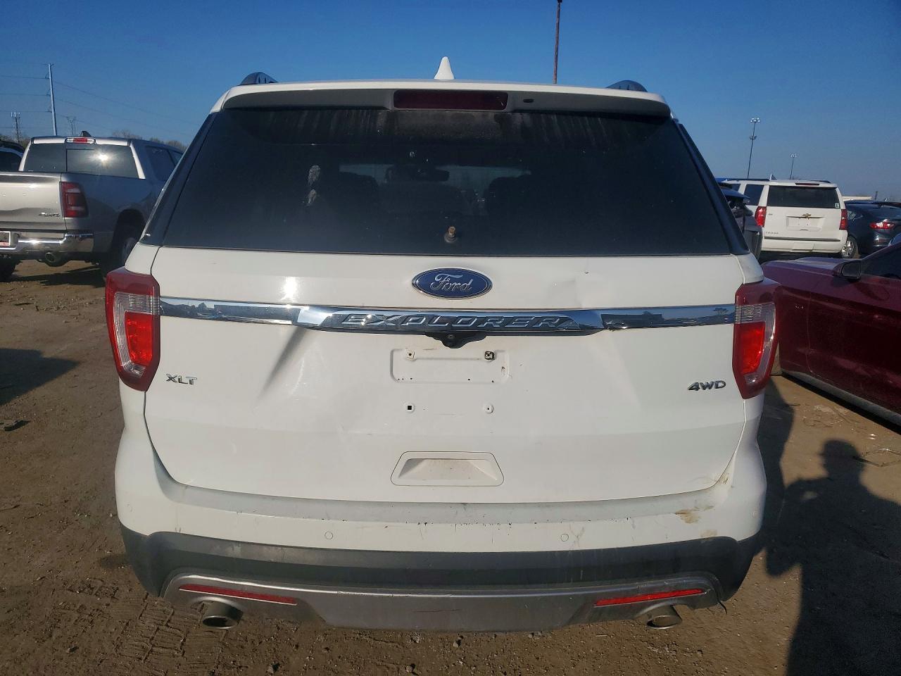 2016 Ford Explorer Xlt - Image 6