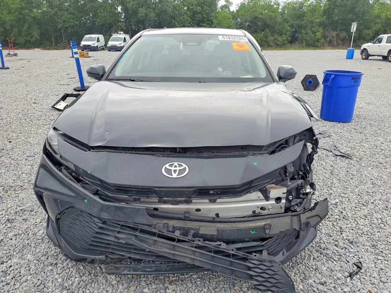 2025 Toyota Camry Le - Image 5