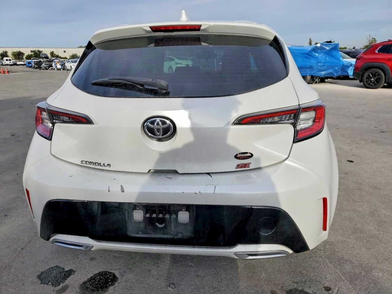 2021 Toyota Corolla Hatchback Se - Фото 6