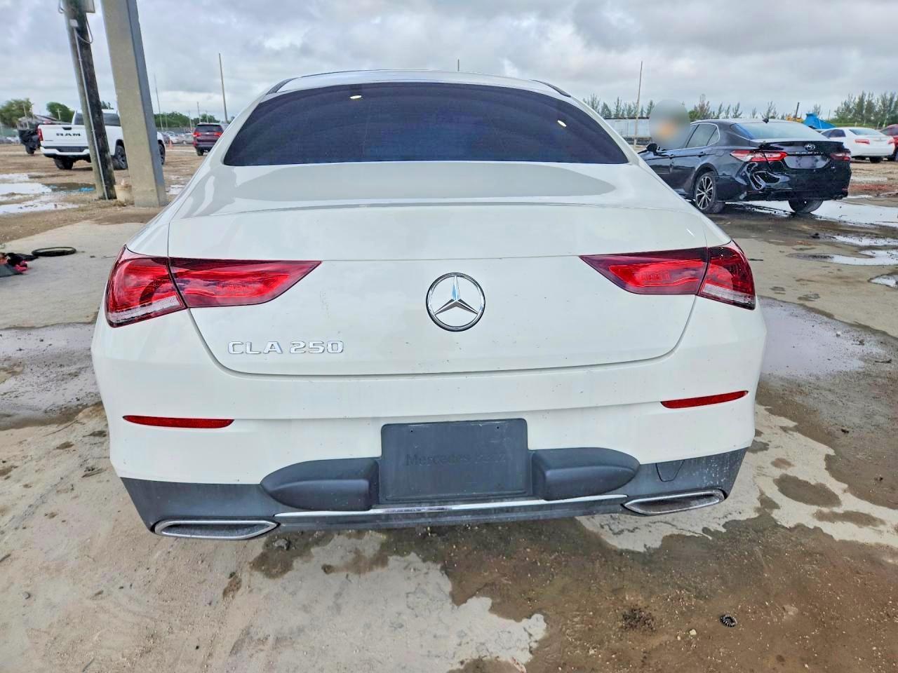 2020 Mercedes-Benz Cla 250 - Фото 6