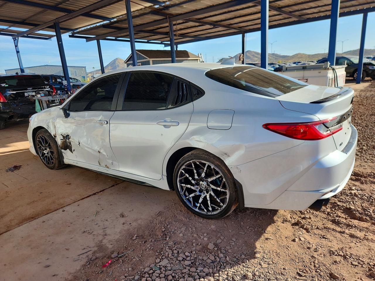 2025 Toyota Camry Xse - Фото 2