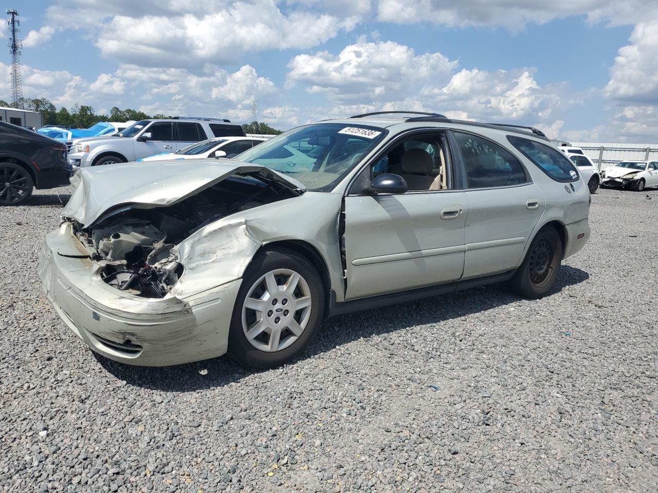 2004 Ford Taurus Se