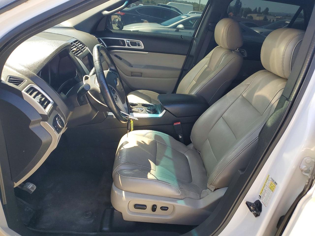 2013 Ford Explorer Xlt - Image 7