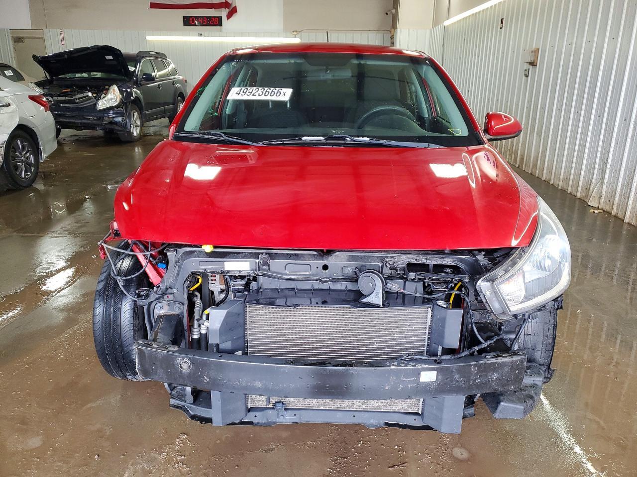 2020 Kia Rio 5-Door S - Фото 5