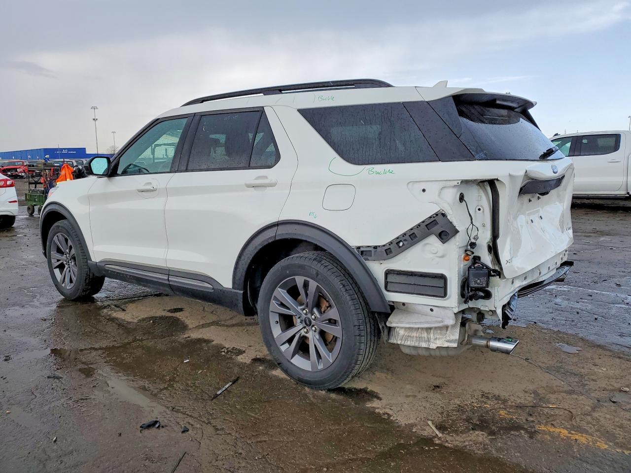2023 Ford Explorer Xlt - Image 2