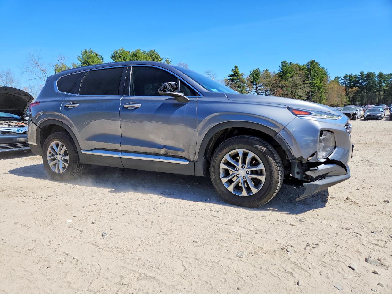 2019 Hyundai Santa Fe Se - Image 4